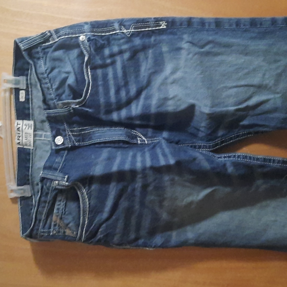Ariat Relaxed 38 x 32 38/32